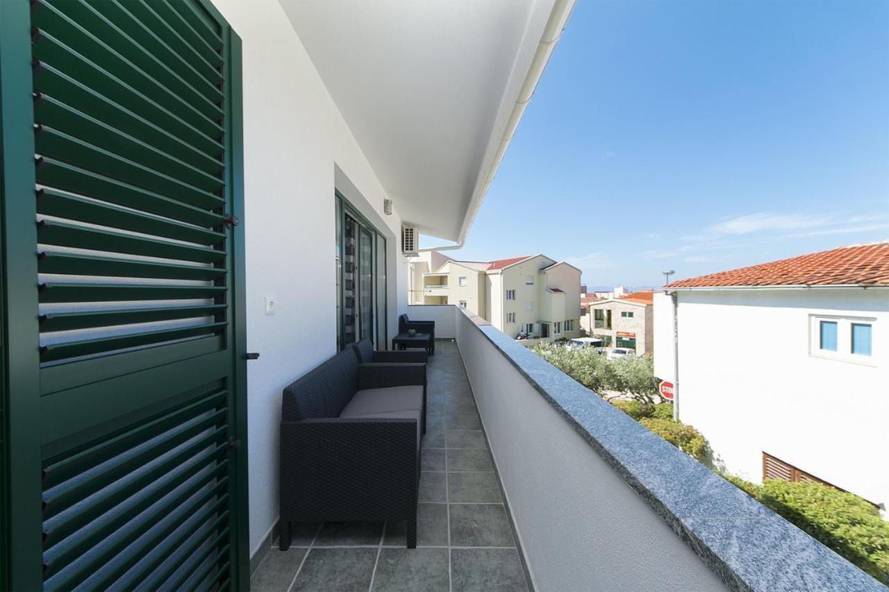 Apartments Sanja Baska Voda Exterior photo