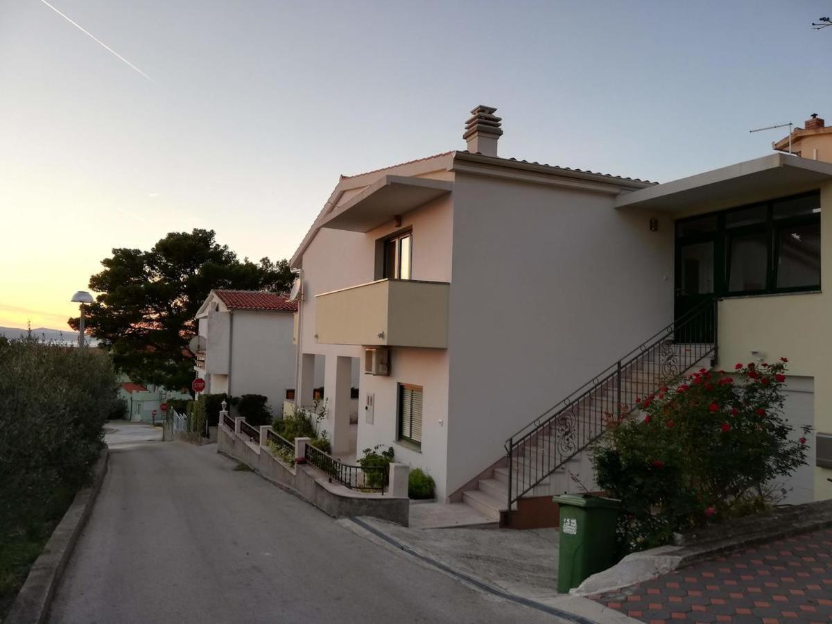 Apartments Sanja Baska Voda Exterior photo